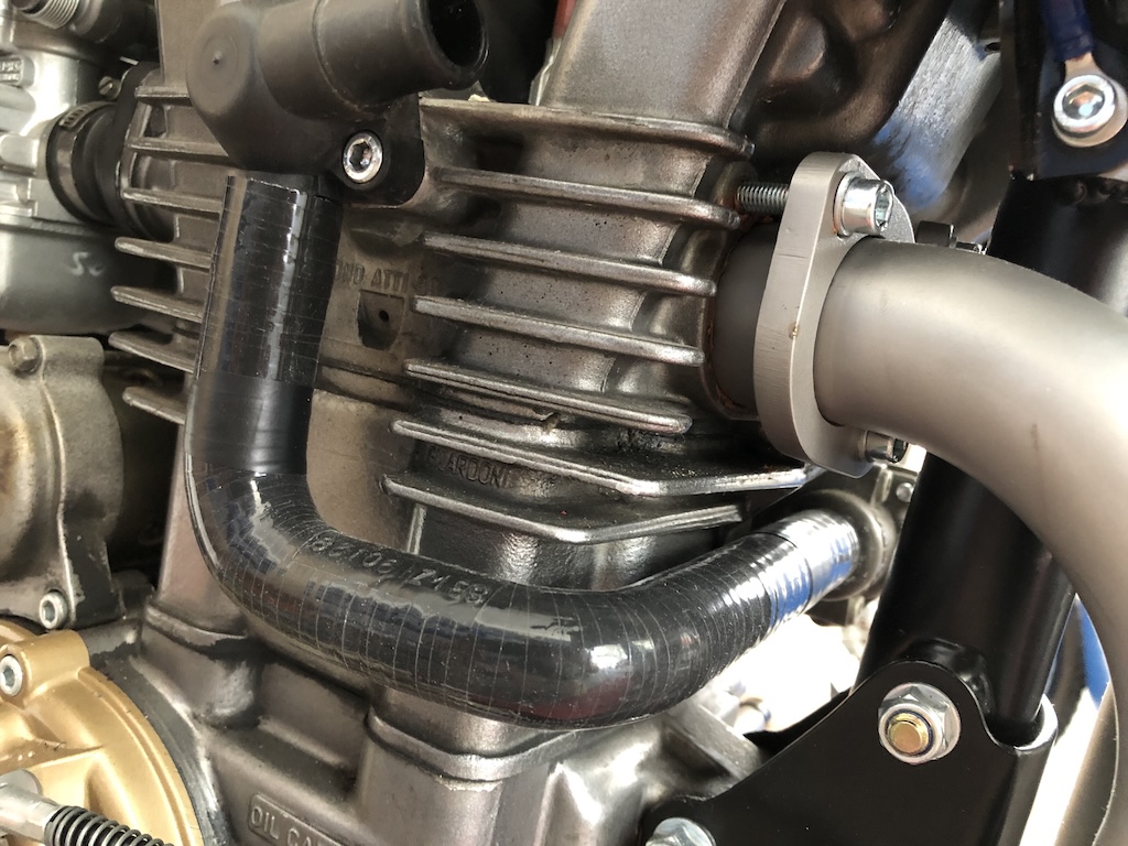 Leitung Kühlwasser Gilera Saturno, XRT, RC, Dakota, Nordwest