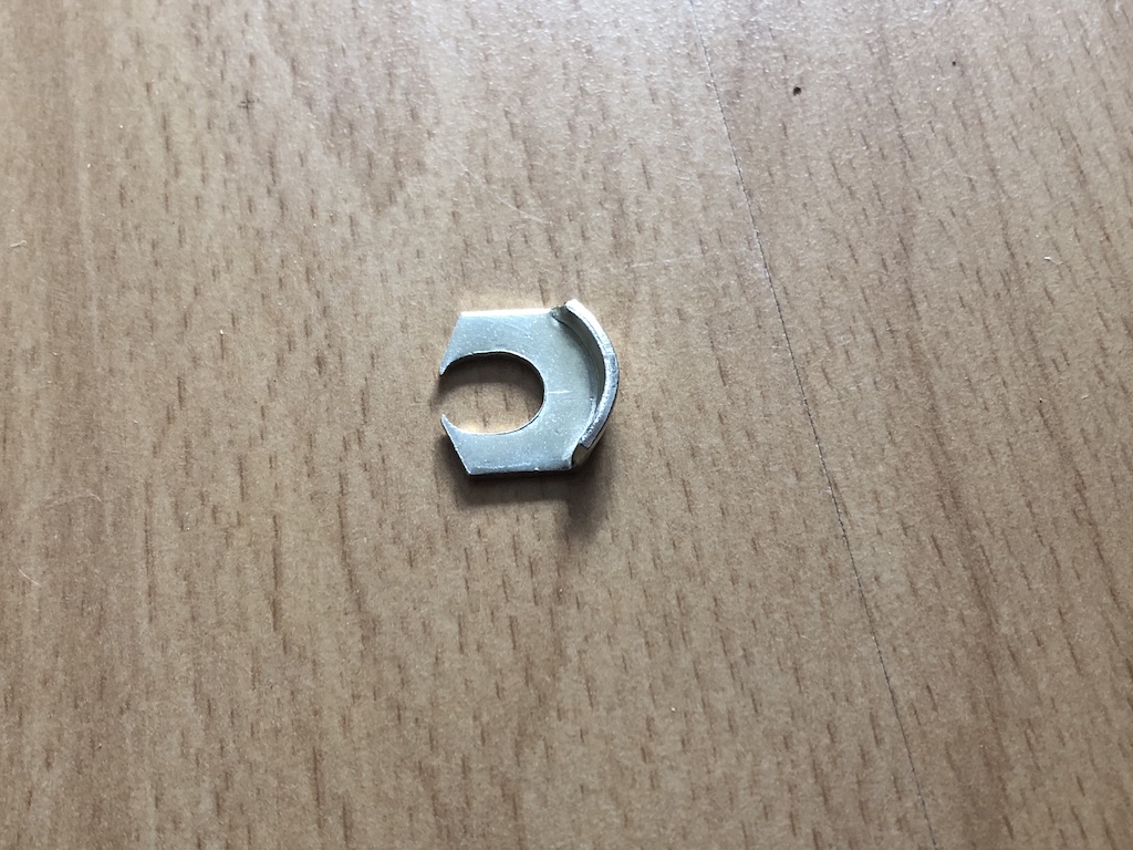 Gilera Saturno Distanzblech Gabelbrücke