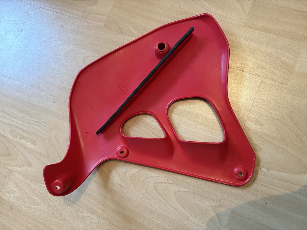 946183 Gilera RC / R 600 Verkleidung